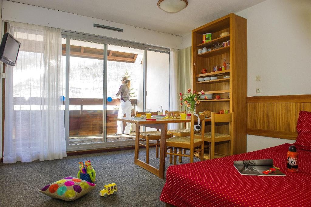 Pierre Et Vacances Serre Chevalier Chantemerle 圣沙夫雷 外观 照片